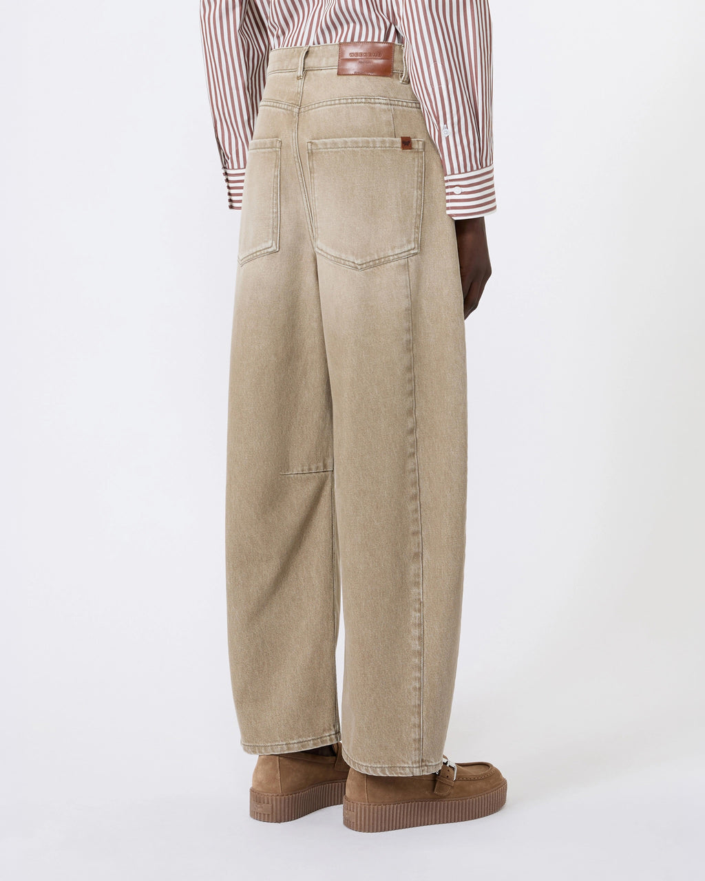 Jeans barrel leg in denim effetto used